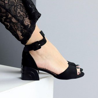 Женские босоножки на каблуке с закрытой пяткой классические черные экозамша 40