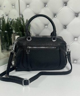 Женская сумка среднего размера красивая сумочка классическая черная экокожа