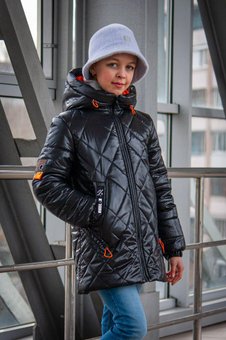 Демисезонная куртка на девочку удлиненная подростковая курточка весна-осень черная 140-164р 164
