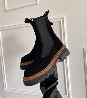 Женские замшевые ботинки демисезонные челси модные черные натуральная замша 39