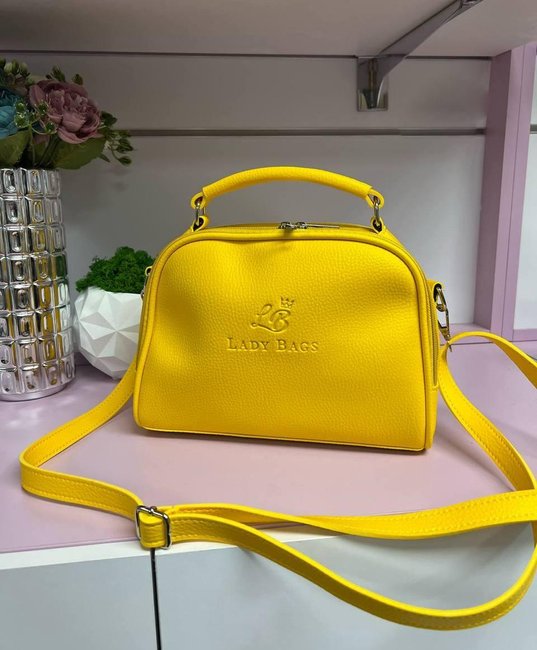 Женская сумка чемоданчик модная классическая небольшая желтая кожзам
