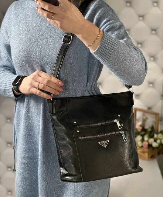 Женская сумка под кожу средняя вместительная сумочка на плечо черная экокожа