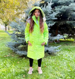 Длинное зимнее пальто пуховик на девочку зимняя куртка салатовая 10-13 лет 158