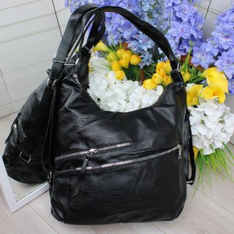 Женская сумка-рюкзак формат А4 вместительная мягкая сумка черная экокожа