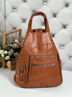 Сумка-рюкзак треугольный женский мягкий городской молодежный стильный коричневый экокожа