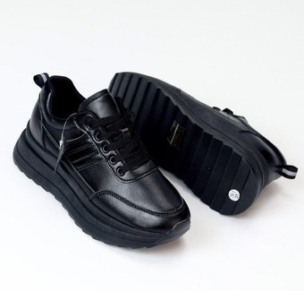 Женские кожаные кроссовки на широкой подошве модные удобные черные натуральная кожа 39